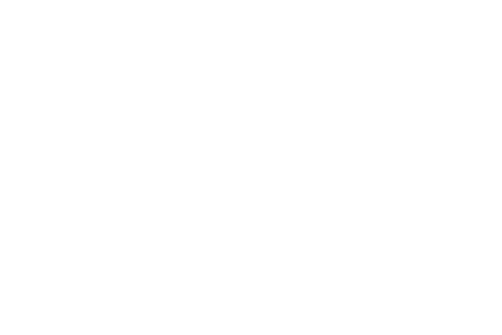 Logo elegante di un agriturismo, evoca serenità e natura con un tocco raffinato.